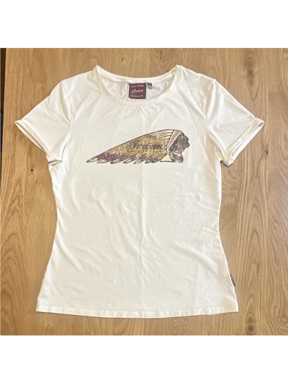 Indian Motorcycle Women’s M White Graphic Logo Scoop Neck Cap Sleeve Tee